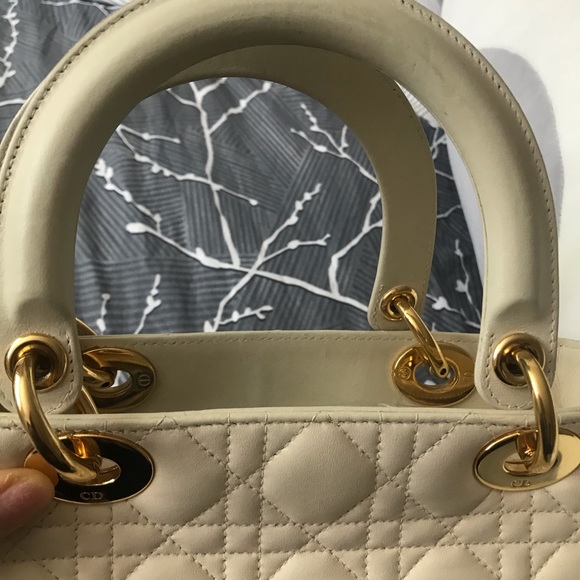 Authentic Dior - Picture 2 of 8